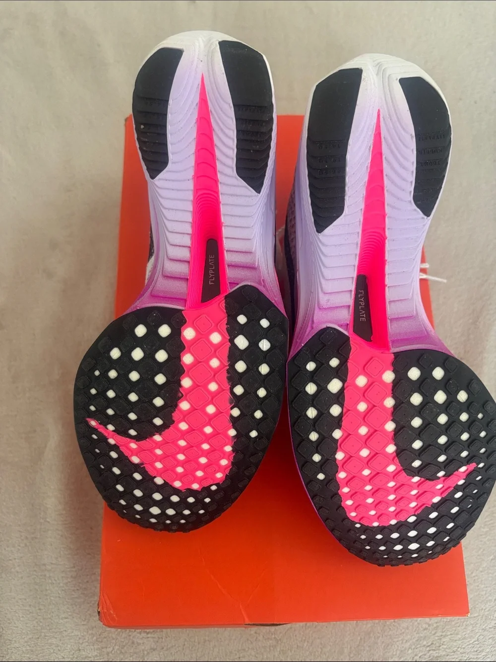 Nike Women's Vaporfly 3 - Size 7.5, White Black Vivid Purple & Agate - Picture 3 of 4
